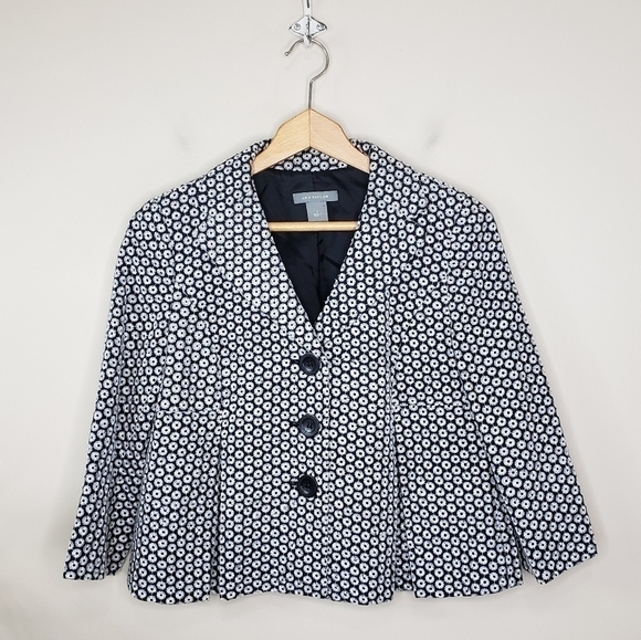 Ann Taylor | Black White Embroidered Blazer Size 2 - Picture 1 of 7
